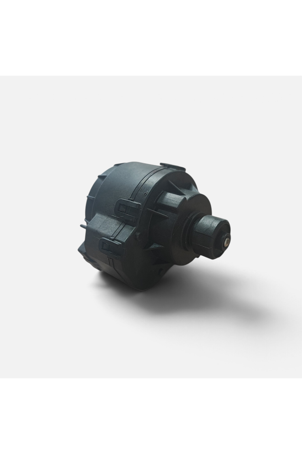 ELBİ 3 YOLLU MOTOR YUVARLAK 24 V İNCE SOKET