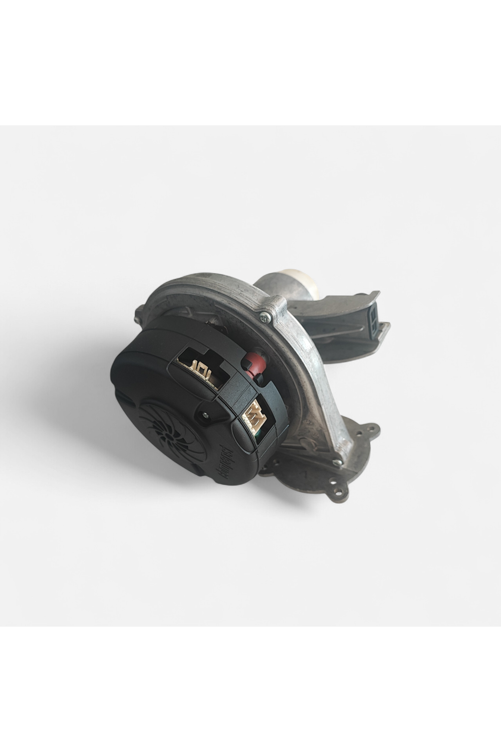 YOĞUŞMALI FAN VİESSMANN W100 WB1C ÇIKMA ÜRÜN